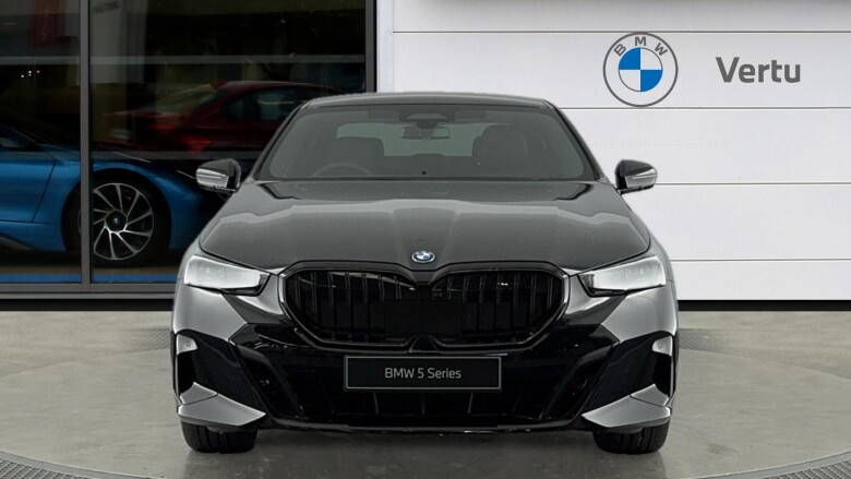 BMW 5 Series 550e xDrive M Sport Pro 4dr Auto [Tech+/Comfort+] Saloon